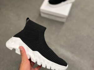 Botitas súper cómodas y elásticas. Es la mejor forma de caminar con comodidad y con estilo.